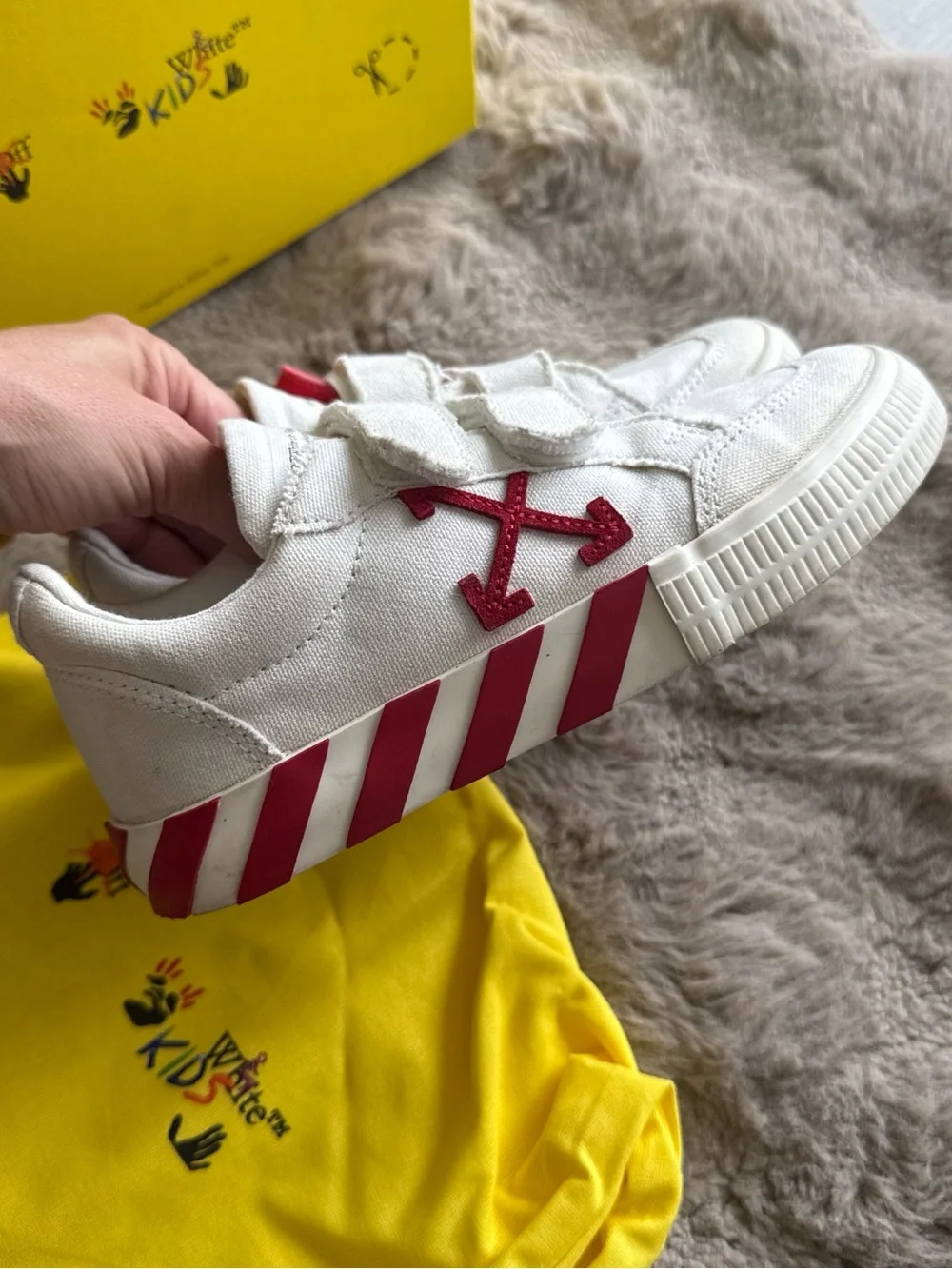 Off-White Kids White Sneakers with Red Stripe Accents size 33